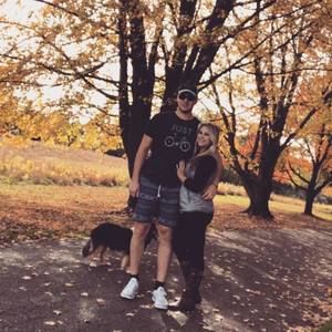 Meet your Posher, Hali